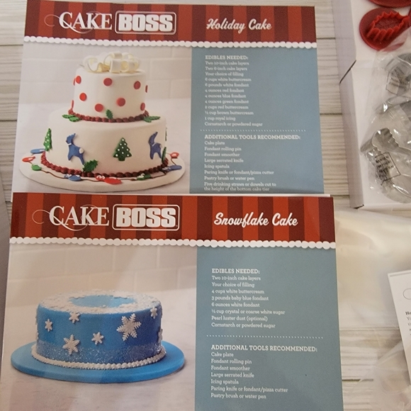 Cake Boss Winter Cake Decorating Kit - Picture 5 of 6